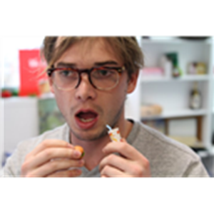 Lunch with Lewi-logo