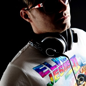 Let’s Go Techno-logo