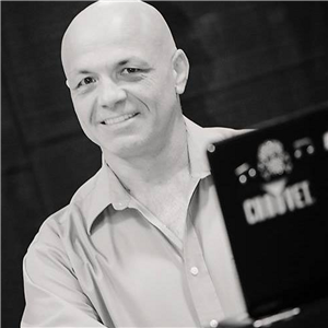 DJ John's Power Hour-logo