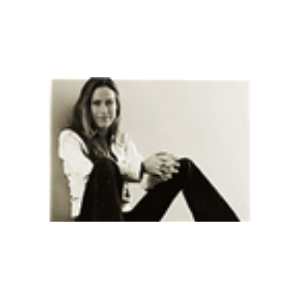 Liza Richardson-logo